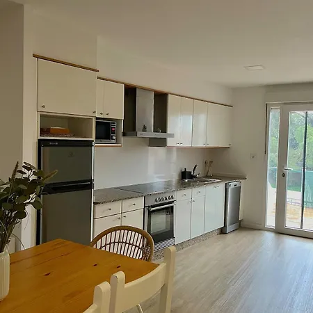 Moderno Piso Con Vistas Al Mar O Grove